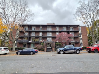 45 Oval Rd Unit 6, Quincy, MA 02170