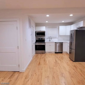 36 Garrabrant Rd Unit A, Clifton, NJ 07013