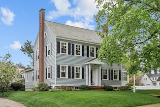1 Carisbrooke St, Andover, MA 01810