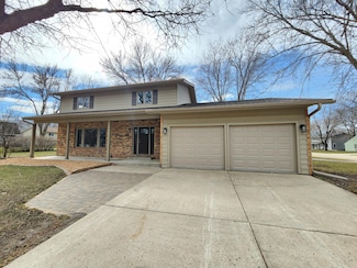 1260 Truman Ave, Owatonna, MN 55060