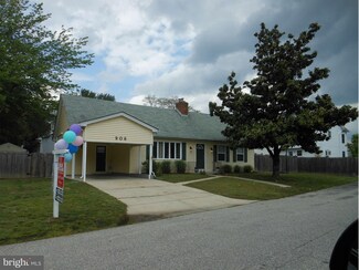 906 Winding Rd, Edgewater, MD 21037