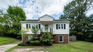7 Ratcale Ln, Durham, NC 27705
