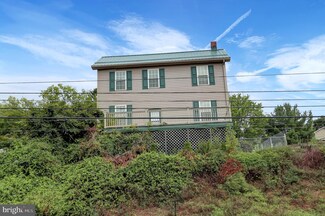 56 Walker Dr, Mount Union, PA 17066