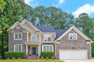 305 Chanticlair Dr, Apex, NC 27502