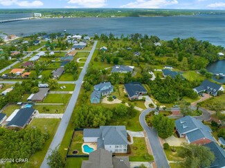 300 Rue Esplanade, Lynn Haven, FL 32444