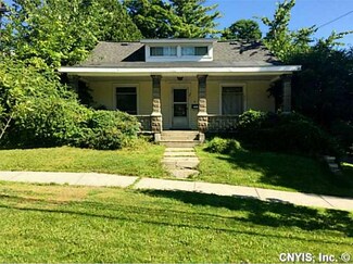 33 E Main St, Marcellus, NY 13108