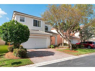 7772 NW 18th St, Hollywood, FL 33024