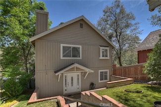 23739 Hillside Dr, Crestline, CA 92325