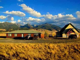 35 Caledonia Rd, Livingston, MT 59047