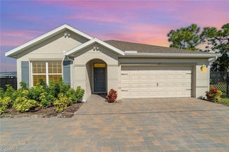 1413 SW Trafalgar Pkwy, Cape Coral, FL 33991