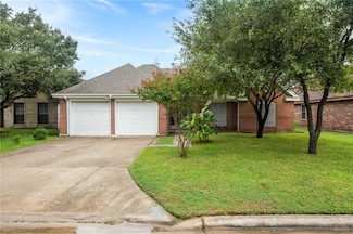 2991 Lakeview Dr E, Ingleside, TX 78362