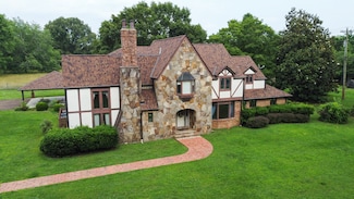 202 Oak Hill Dr, McMinnville, TN 37110