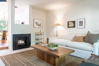 810 Oak Grove Rd Unit 113, Concord, CA 94518