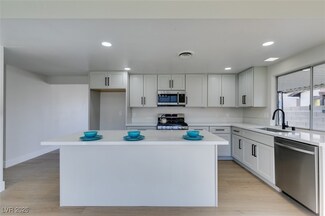 2205 McCoig Ave, Las Vegas, NV 89119