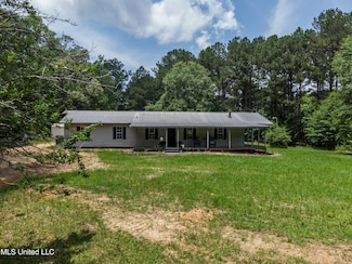 4173 Ruby Rd, Crystal Springs, MS 39059