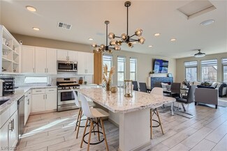 8044 Haywood Estate Ave, Las Vegas, NV 89113