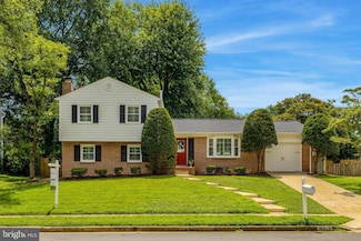 9513 Scarab St, Vienna, VA 22182