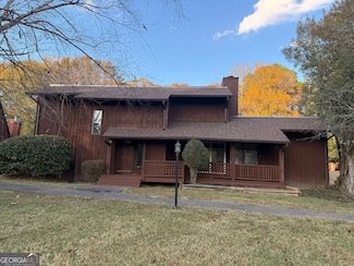 20 Fairway Ln, Peachtree City, GA 30269