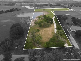 1285 E Rocket Rd, Lorena, TX 76655