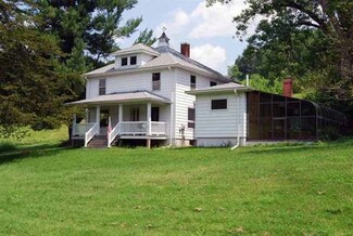 21004 Kulosa Ln, Cazenovia, WI 53924