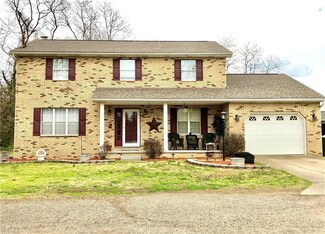 47 Greenwood Dr, Williamstown, WV 26187