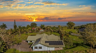 75-1069-A Kamalani St, Holualoa, HI 96725