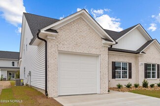 2125 Dartford Dr Unit A, Greenville, NC 27834
