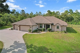 582 E Savoy St, Lecanto, FL 34461
