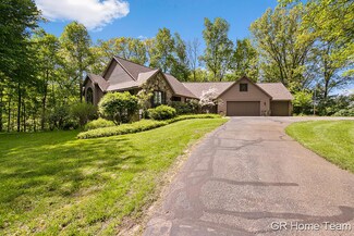1609 Honey Creek Ave NE, Ada, MI 49301