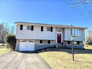 23 Bonnie Dr, East Stroudsburg, PA 18301