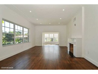 4454 N Meridian Ave, Miami Beach, FL 33140