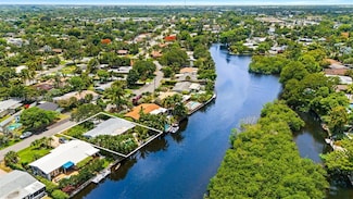 425 NE 29th St, Wilton Manors, FL 33334