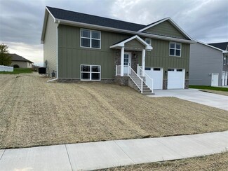 2157 Blackfoot Ln, Asbury, IA 52002