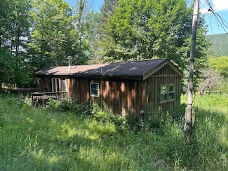 17 Elmers Ln, Wellsboro, PA 16901