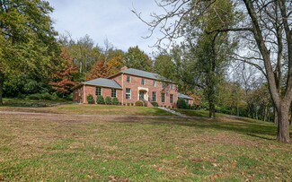 1600 Tynewood Dr, Nashville, TN 37215