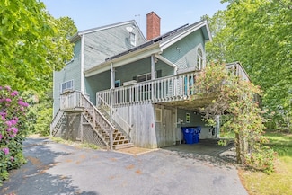 43 Sea Breeze Dr, Buzzards Bay, MA 02532