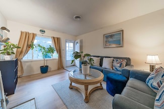 15928 Mills Ave, San Lorenzo, CA 94580
