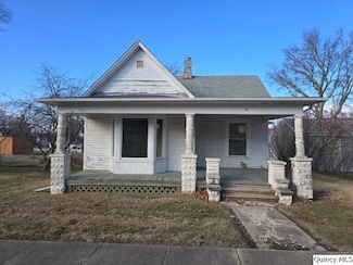 51 W 4th St, Dallas City, IL 62330