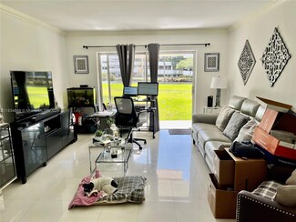 7328 SW 82nd St Unit B113, Miami, FL 33143