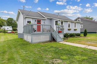 1014 Sycamore St, Tipton, IA 52772