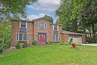 9843 Tall Timber Dr, Cincinnati, OH 45241