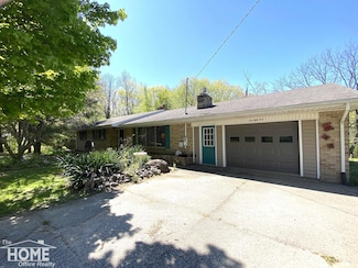 651 W Riley Rd, Owosso, MI 48867