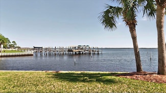 25 Mashes Sands Rd Unit D, Panacea, FL 32346