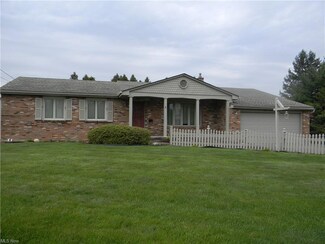 974 Krehl Ave, Girard, OH 44420