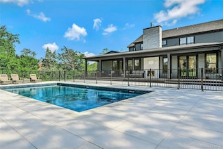 1665 Glenn Rd, Southold, NY 11971