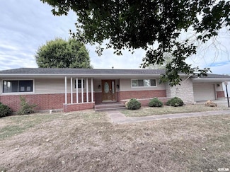 1007 Hillcrest Dr, Sparta, IL 62286