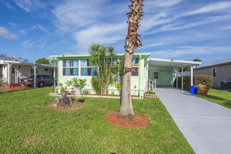 9 SE Kassaba Ln, Port St. Lucie, FL 34952