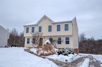 692 Gamble Rd, Oakdale, PA 15071