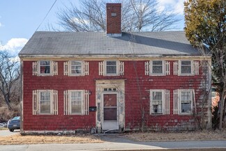 42 Park St, Ayer, MA 01432
