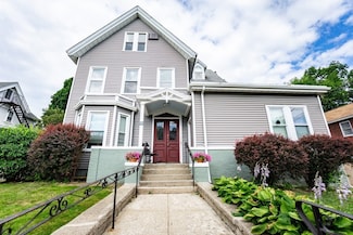 101 Central Ave, Newtonville, MA 02460